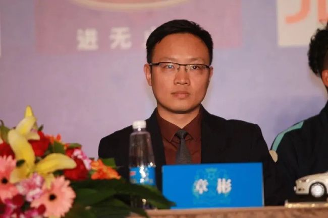 风间由美息子