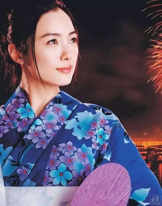 亚洲国产情侣偷自在线二页