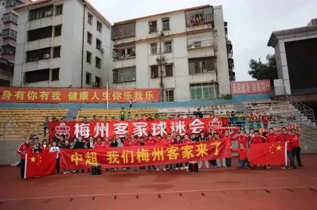 国产精品久久一区主播